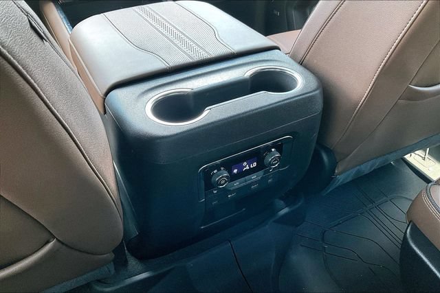 Used 2025 Chevrolet Tahoe High Country AWD/4WD image 10