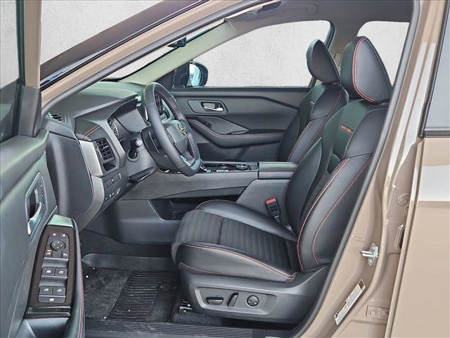 Used 2026 Nissan Rogue SV w/ Rock Creek Premium Package AWD/4WD image 15