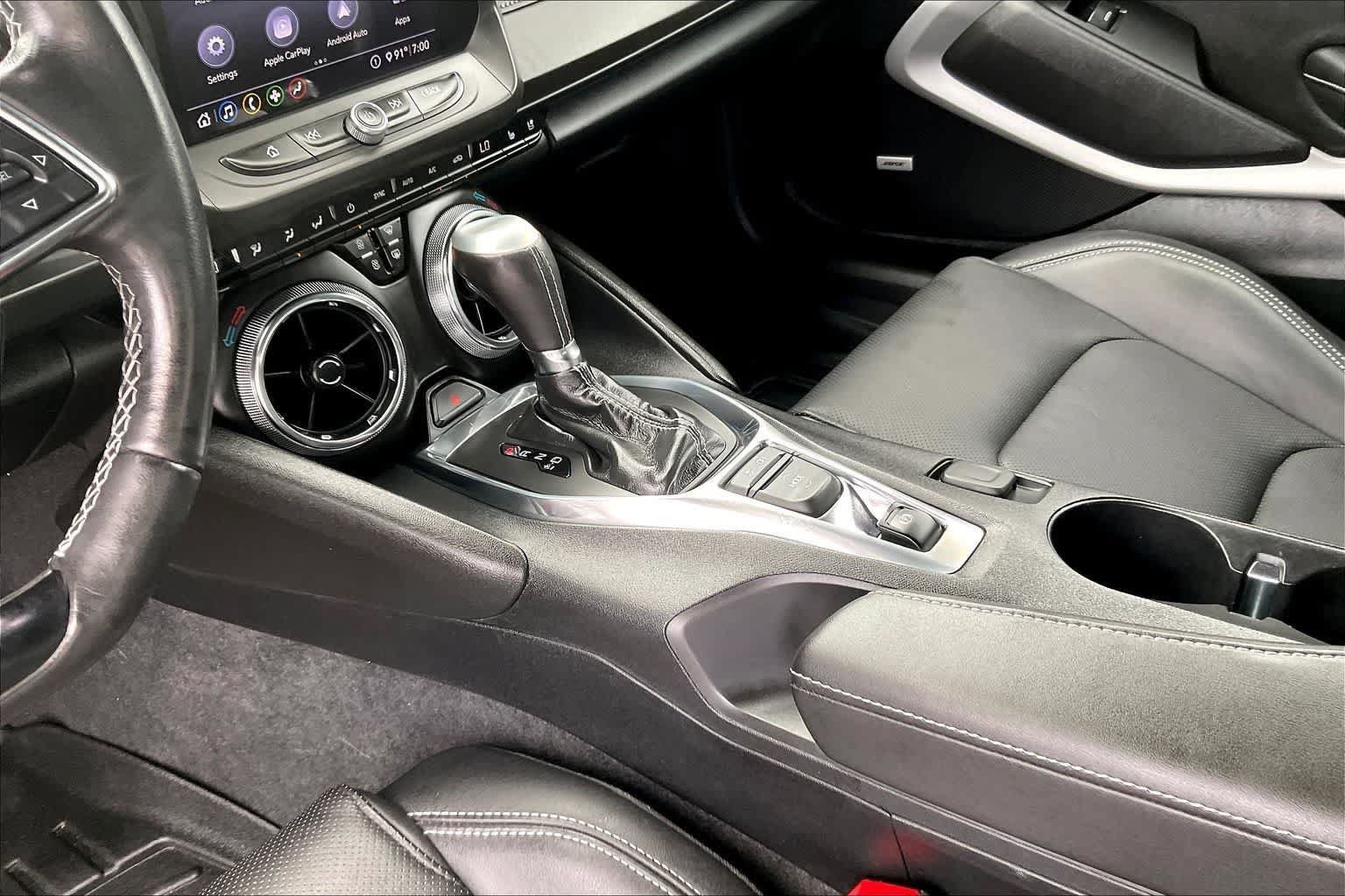 Used 2020 Chevrolet Camaro LT w/ Technology Package RWD image 15