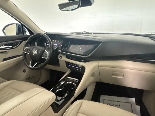 Used 2022 Buick Envision Avenir w/ Technology Package II AWD/4WD image 32