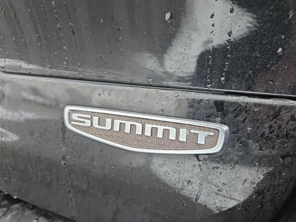 Certified 2023 Jeep Grand Cherokee L Summit image 9