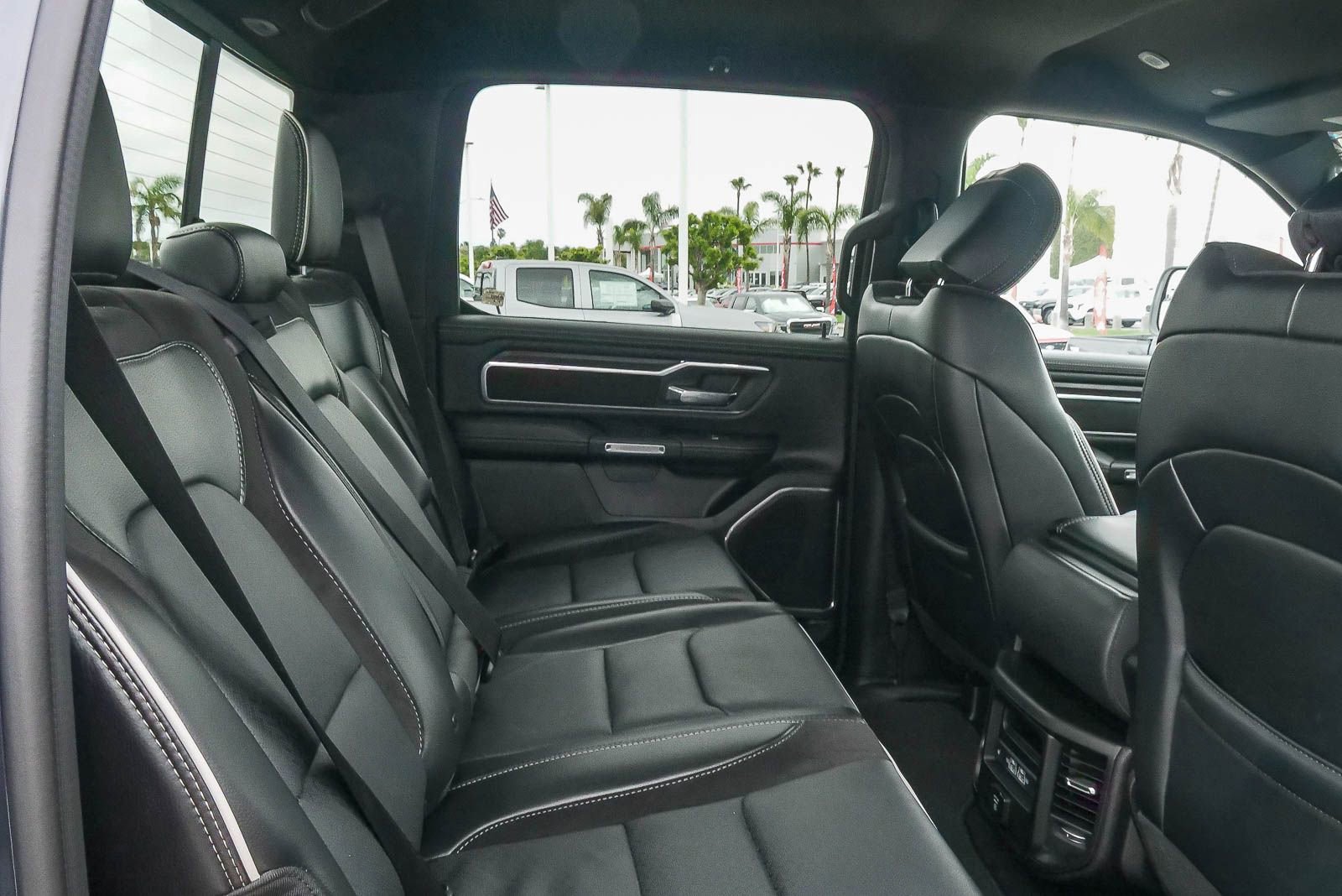 Used 2025 RAM 1500 Laramie image 15