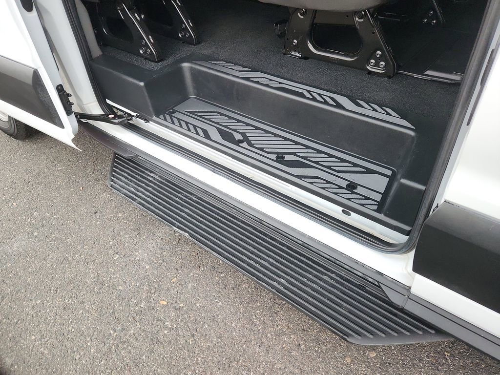 Used 2023 Ford Transit 350 XL image 16