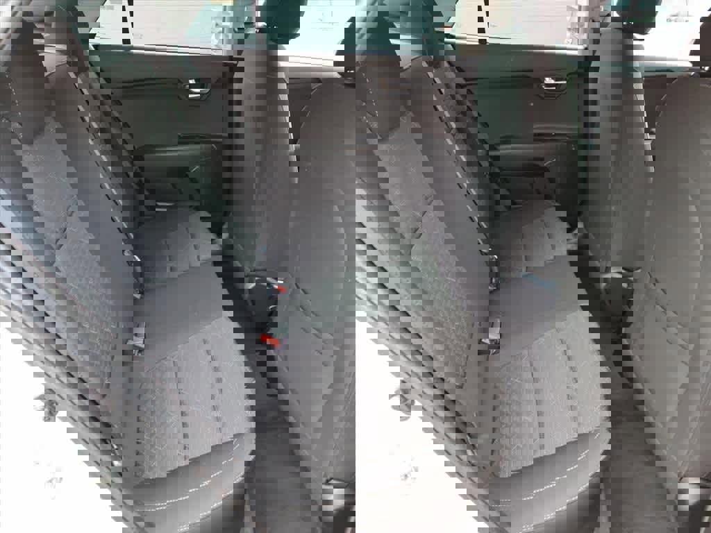 Used 2023 Kia Rio LX image 12