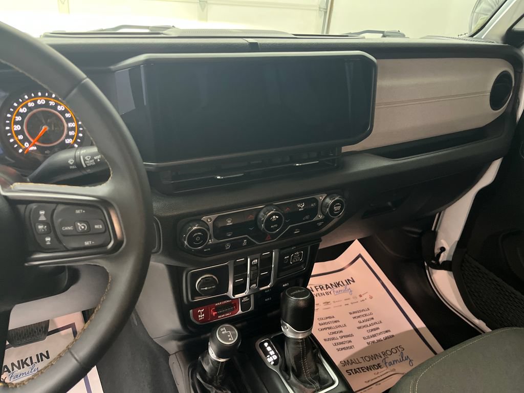 Used 2024 Jeep Gladiator Sport AWD/4WD image 20