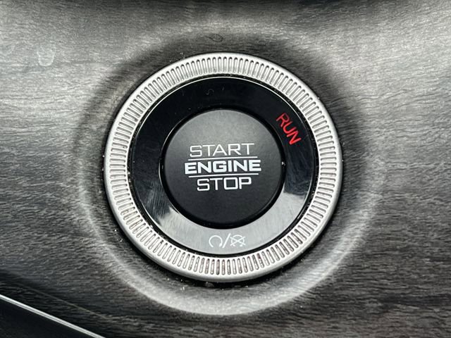 Used 2021 Jeep Grand Cherokee L Overland w/ Luxury Tech Group IV image 19