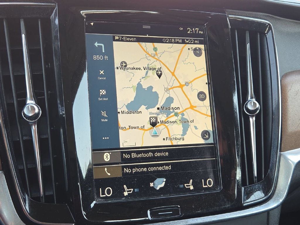 Used 2017 Volvo S90 T5 Inscription w/ Vision Package FWD image 22