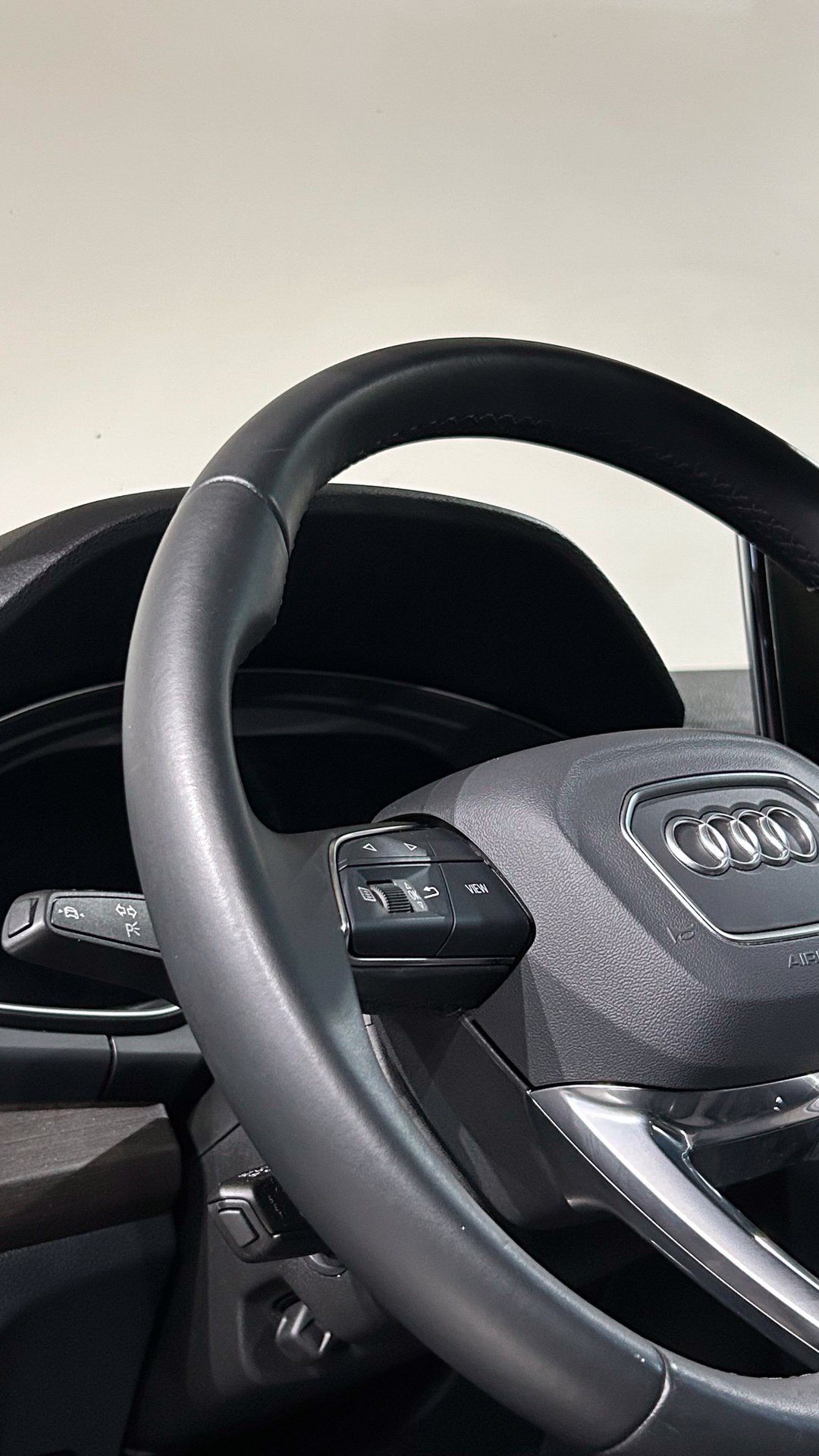 Used 2024 Audi Q5 2.0T Premium Plus AWD/4WD image 45