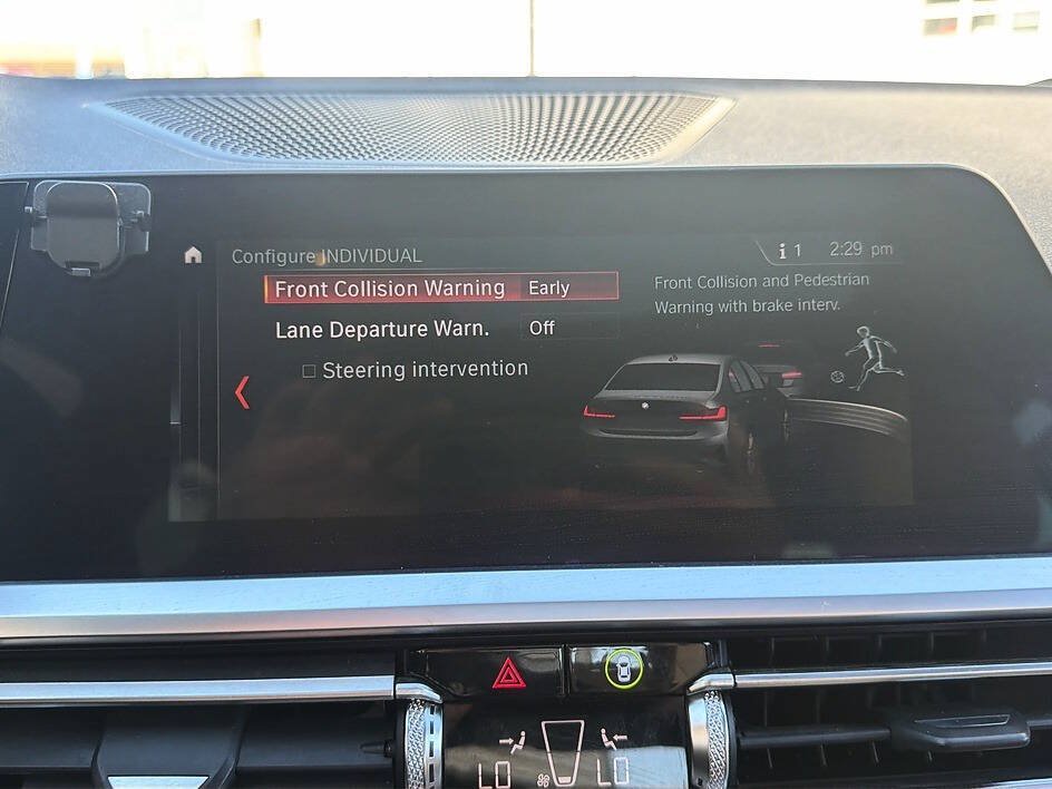 Used 2019 BMW 330i Sedan RWD image 11