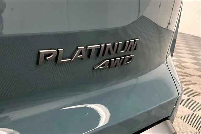 New 2026 Nissan Pathfinder Platinum image 18