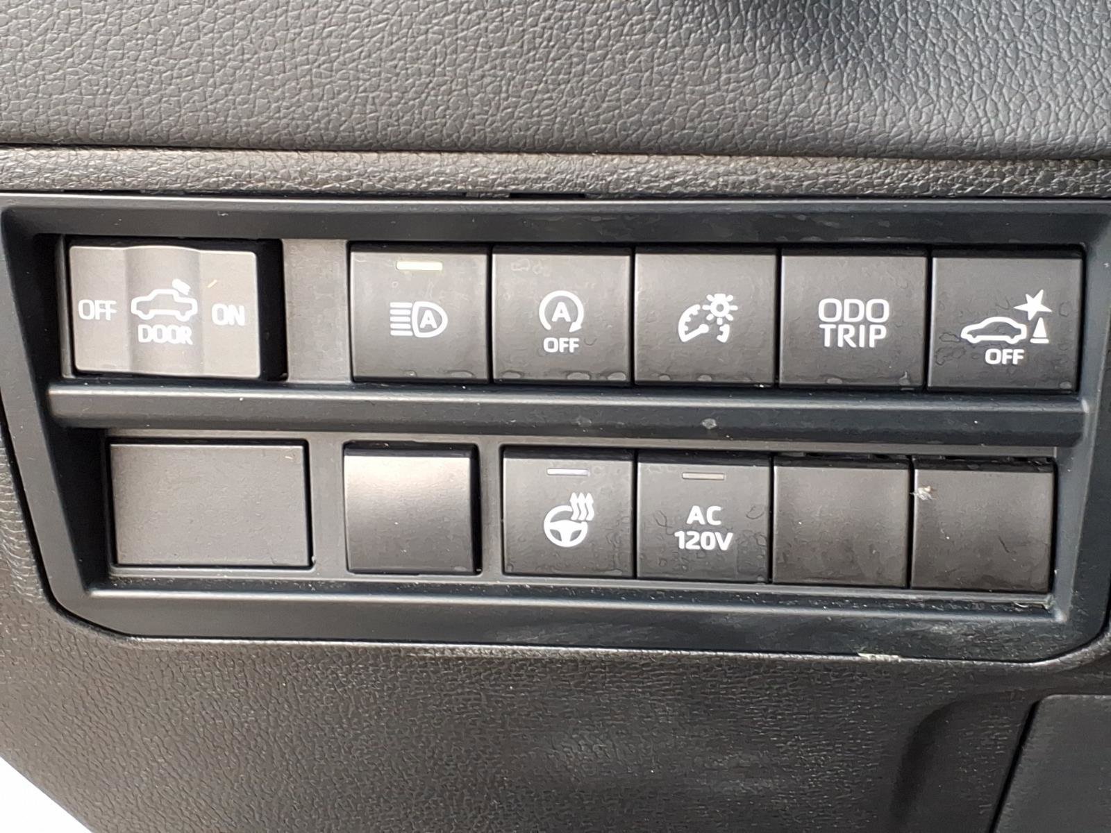 Used 2022 Toyota Tundra Limited AWD/4WD image 23