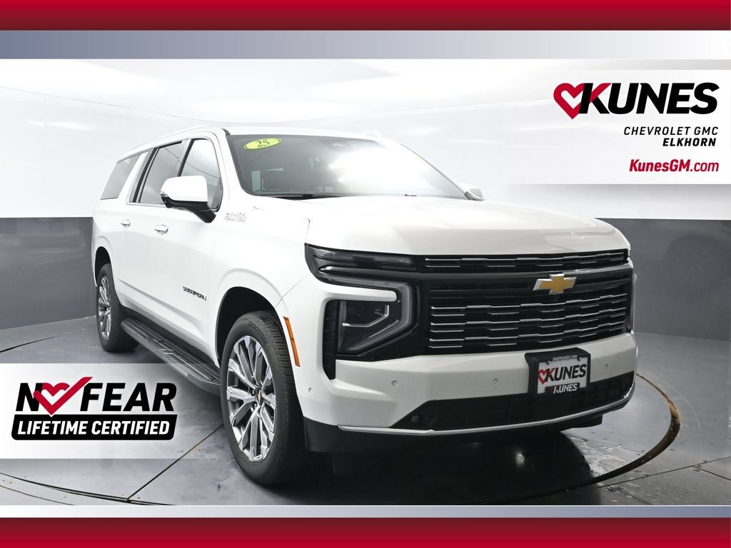 Used 2025 Chevrolet Suburban High Country AWD/4WD image 1
