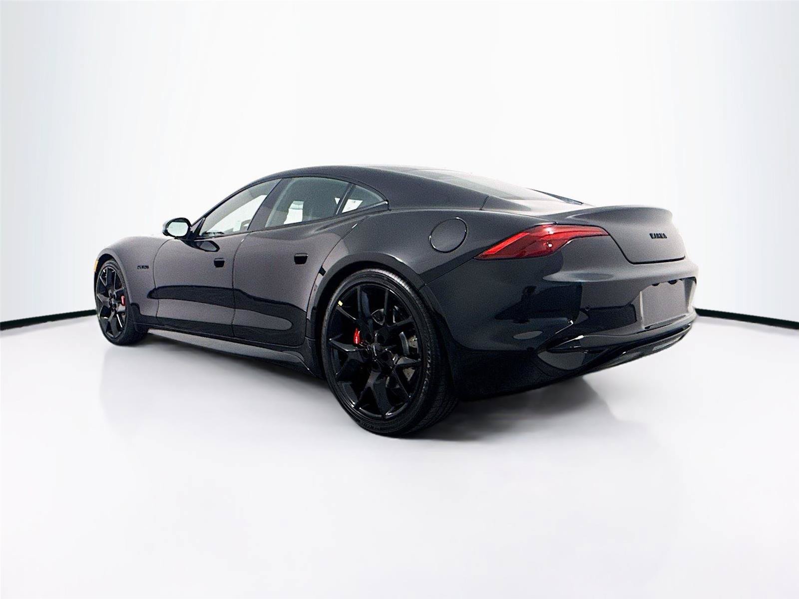New 2025 Karma Revero Luxury RWD image 21
