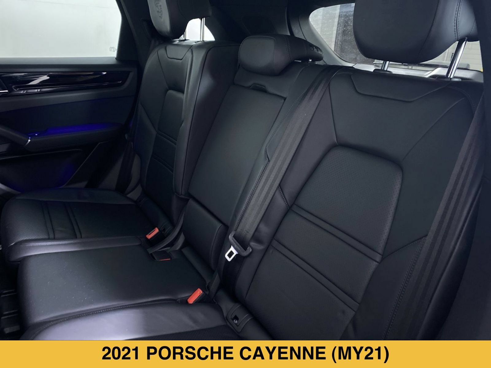 Used 2021 Porsche Cayenne AWD/4WD image 15
