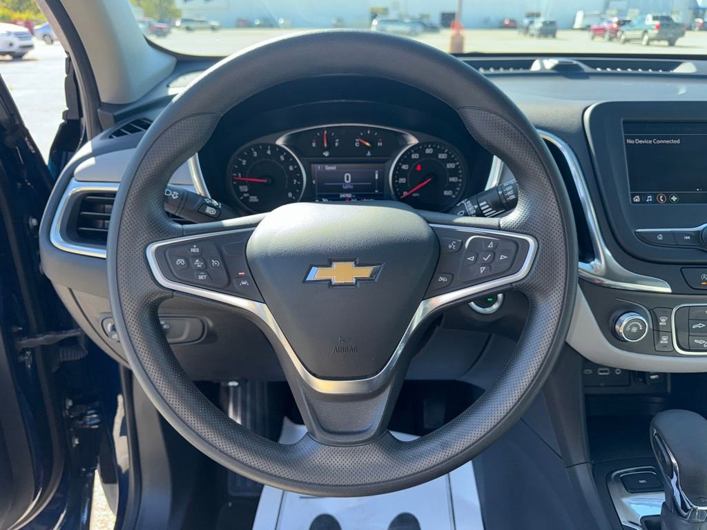 Used 2022 Chevrolet Equinox LS w/ LS Convenience Package image 11