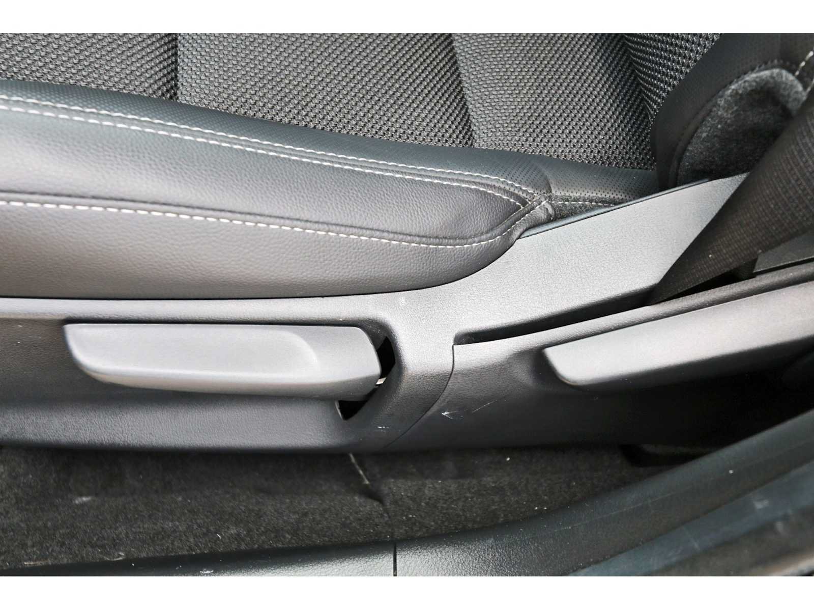 Used 2024 MAZDA CX-50 AWD 2.5 S w/ Cargo Package image 27