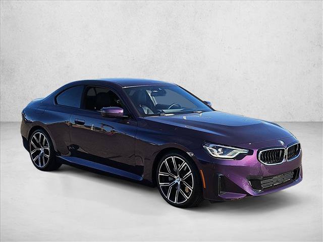 Used 2024 BMW 230i Coupe w/ Premium Package RWD image 3