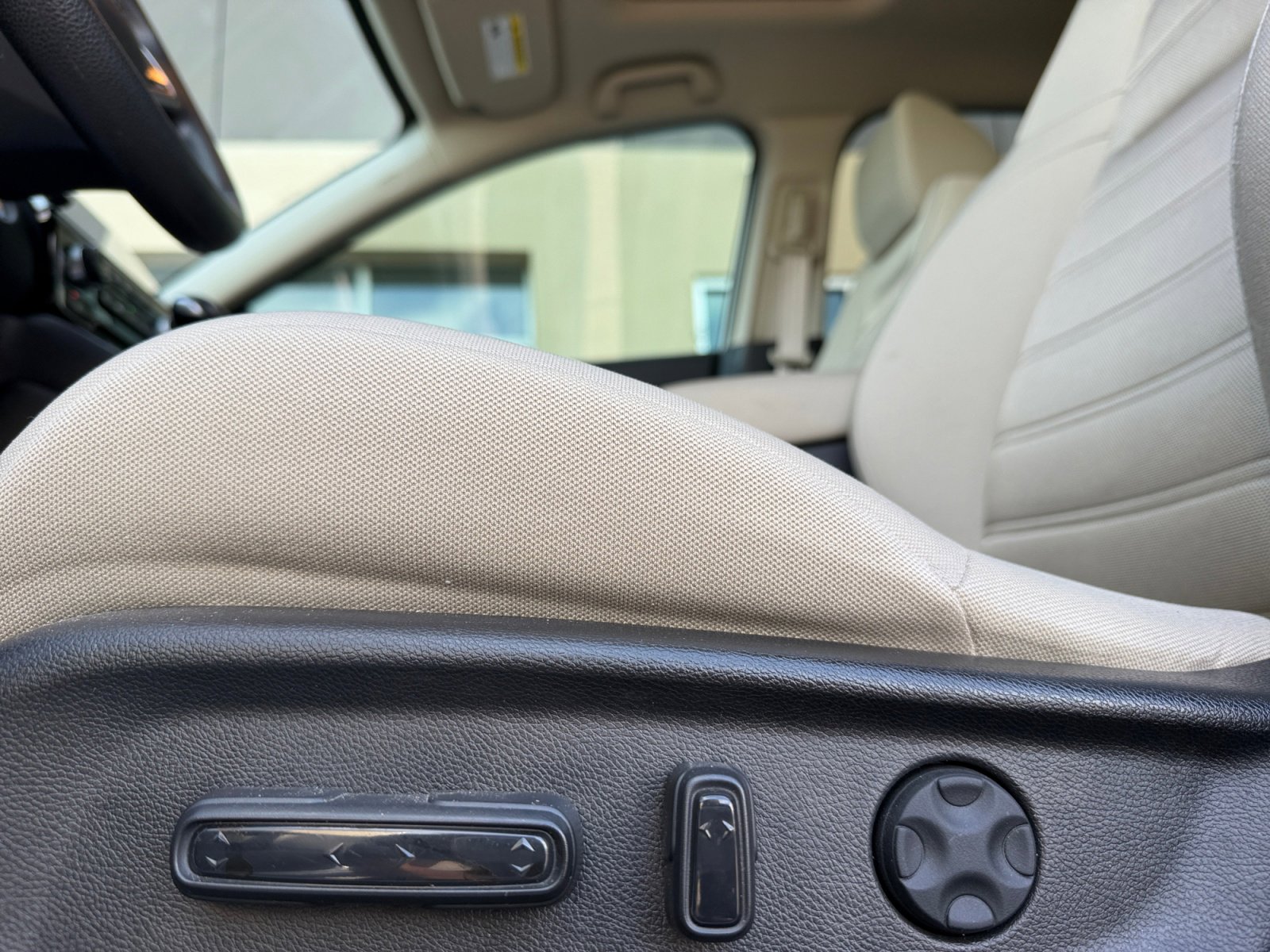 Used 2021 Honda CR-V EX image 14