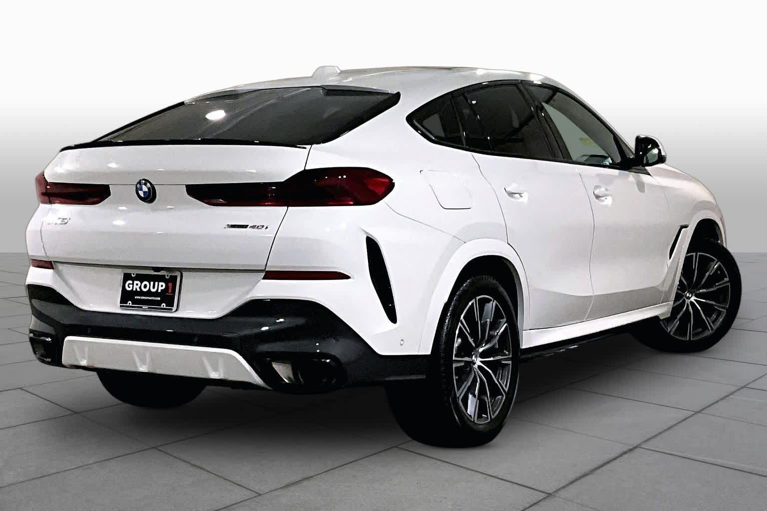 Used 2024 BMW X6 xDrive40i w/ M Sport Professional Package AWD/4WD image 12