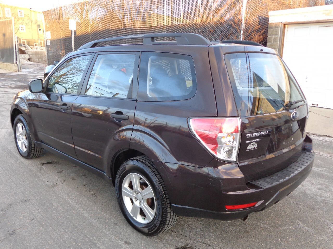 Used 2013 Subaru Forester 2.5X w/ Alloy Wheel Pkg image 4