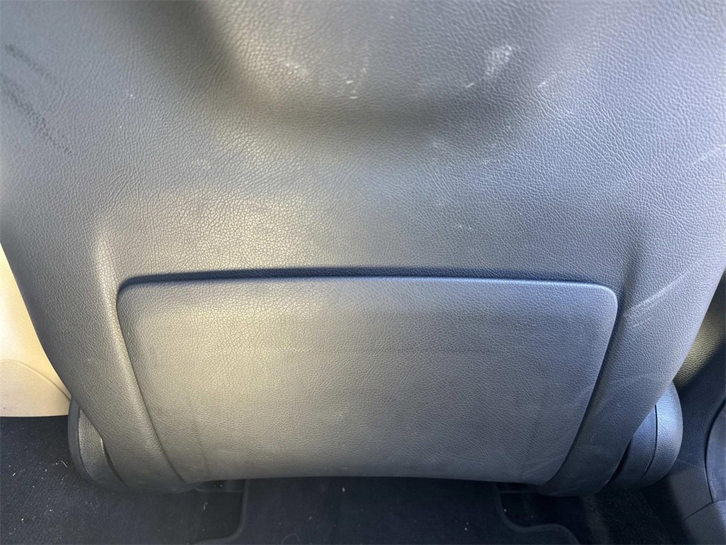 Used 2019 Mercedes-Benz C 300 Sedan image 21