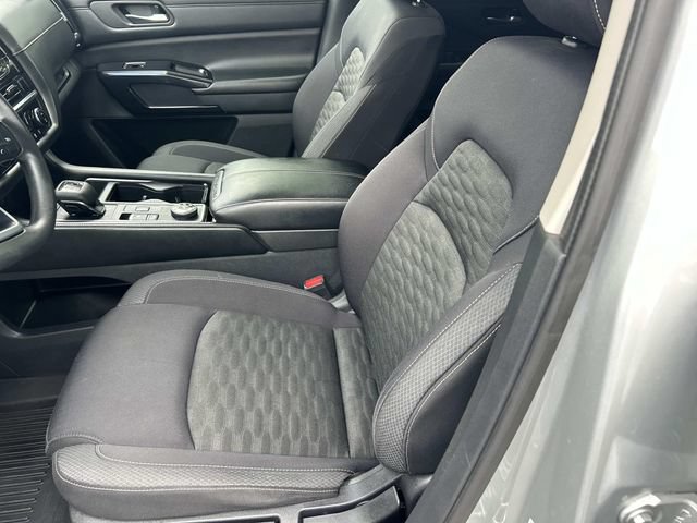 Used 2022 Nissan Pathfinder S AWD/4WD image 15
