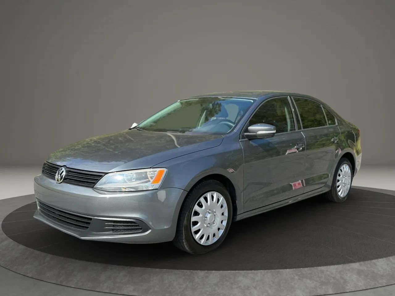 Used 2012 Volkswagen Jetta SE FWD image 1