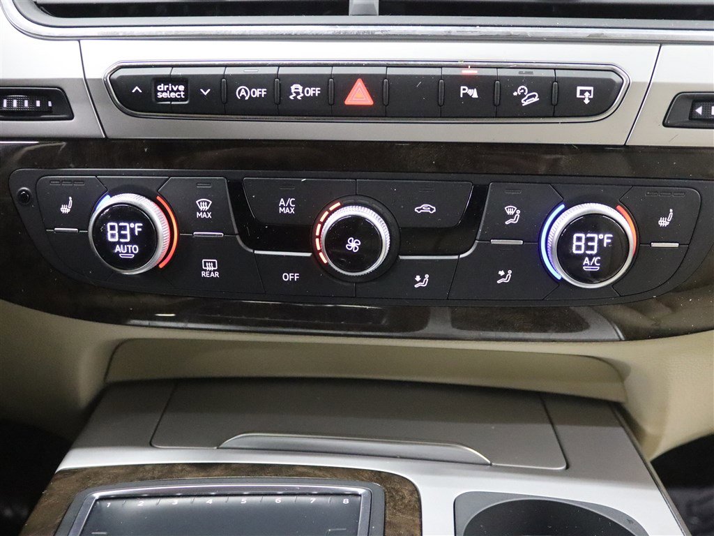 Used 2017 Audi Q7 2.0T Premium Plus AWD/4WD image 30