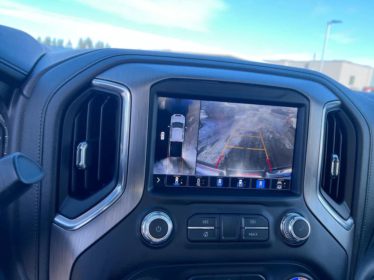 Used 2021 GMC Sierra 2500 Denali w/ Denali Ultimate Package AWD/4WD image 17