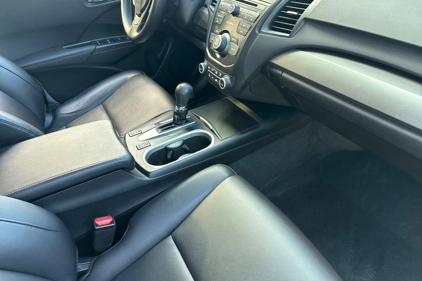 Used 2017 Acura RDX AWD image 31