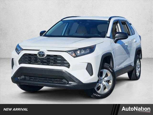 Used 2019 Toyota RAV4 LE image 1