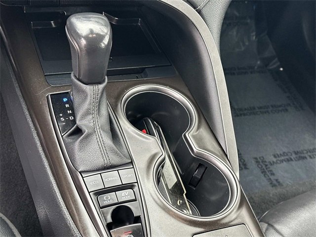 Used 2022 Toyota Camry XSE image 15