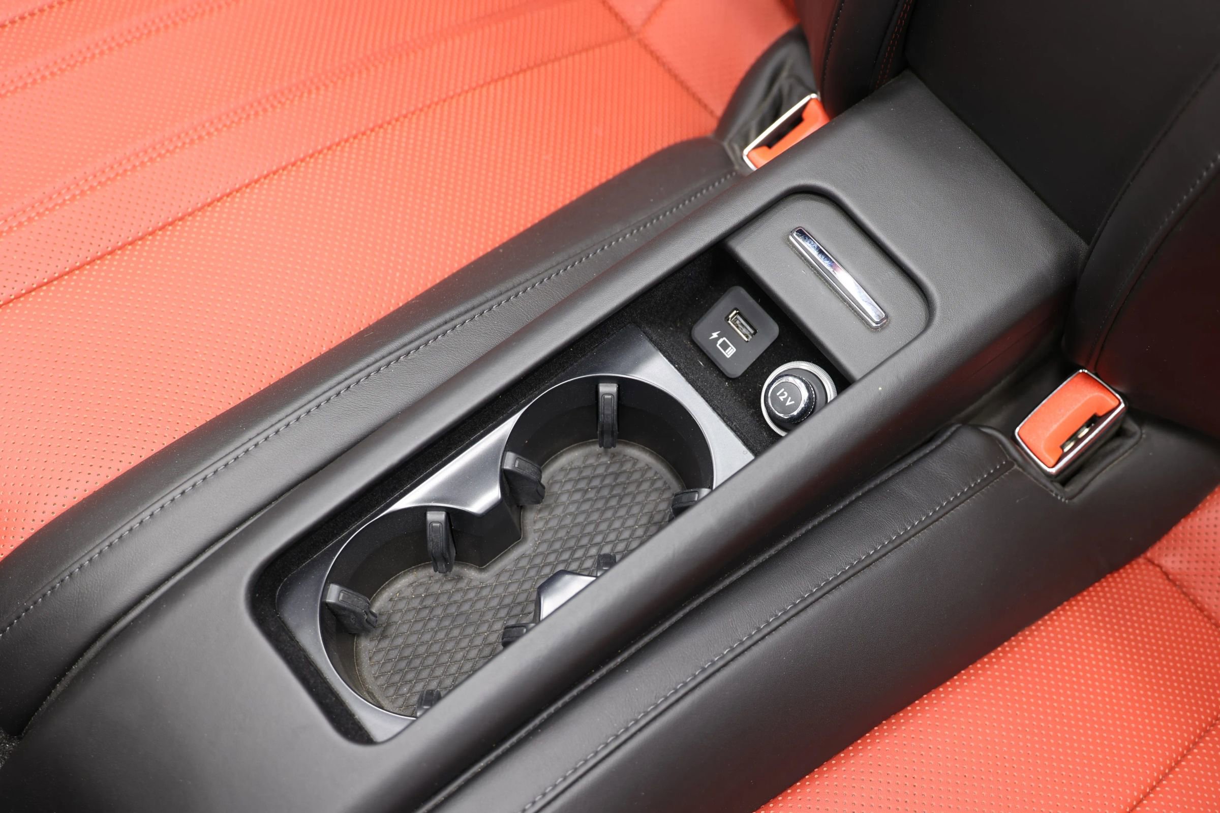 Used 2020 Bentley Continental GT V8 image 70