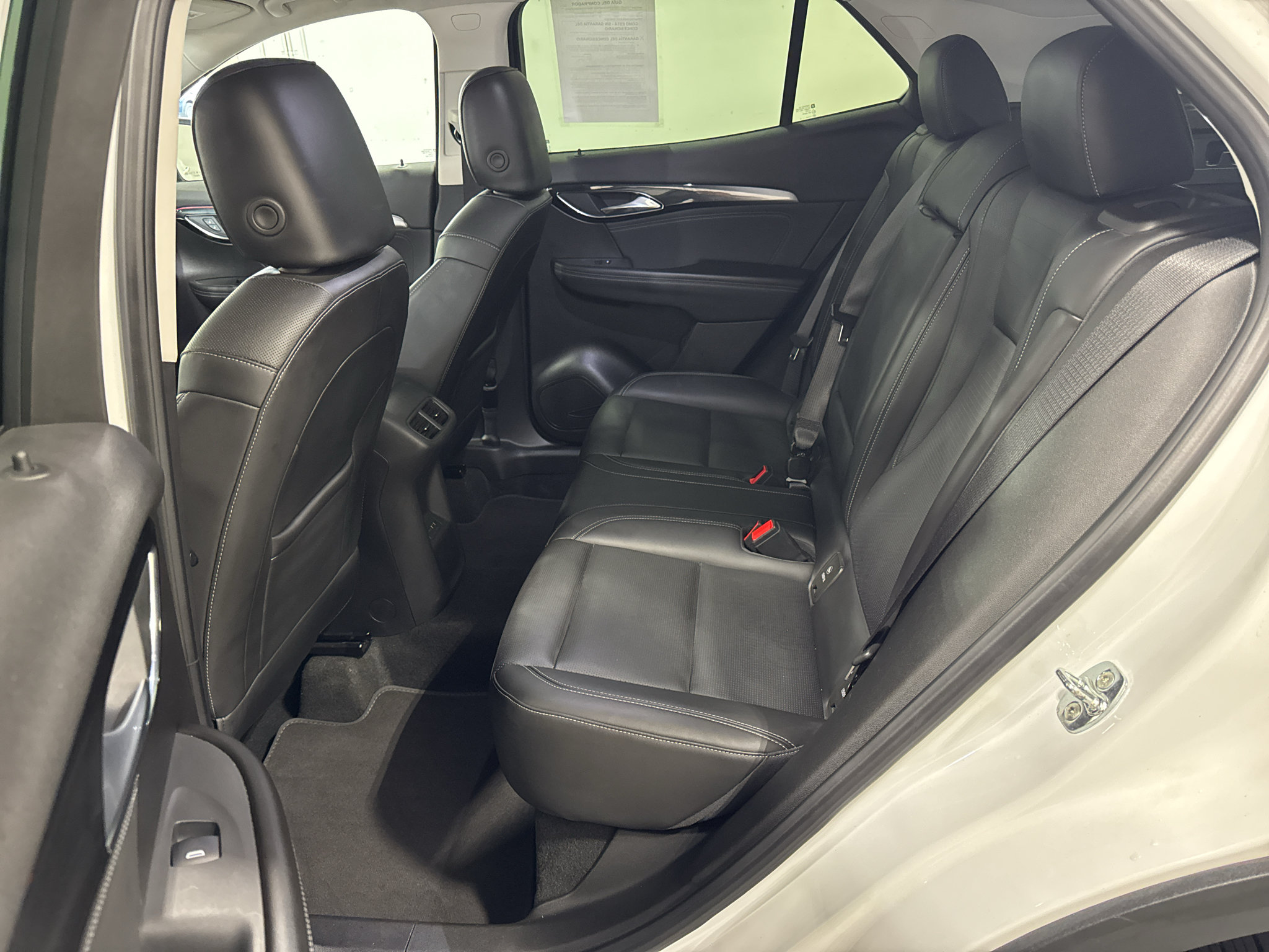 Certified 2024 Buick Envision Preferred AWD/4WD image 30