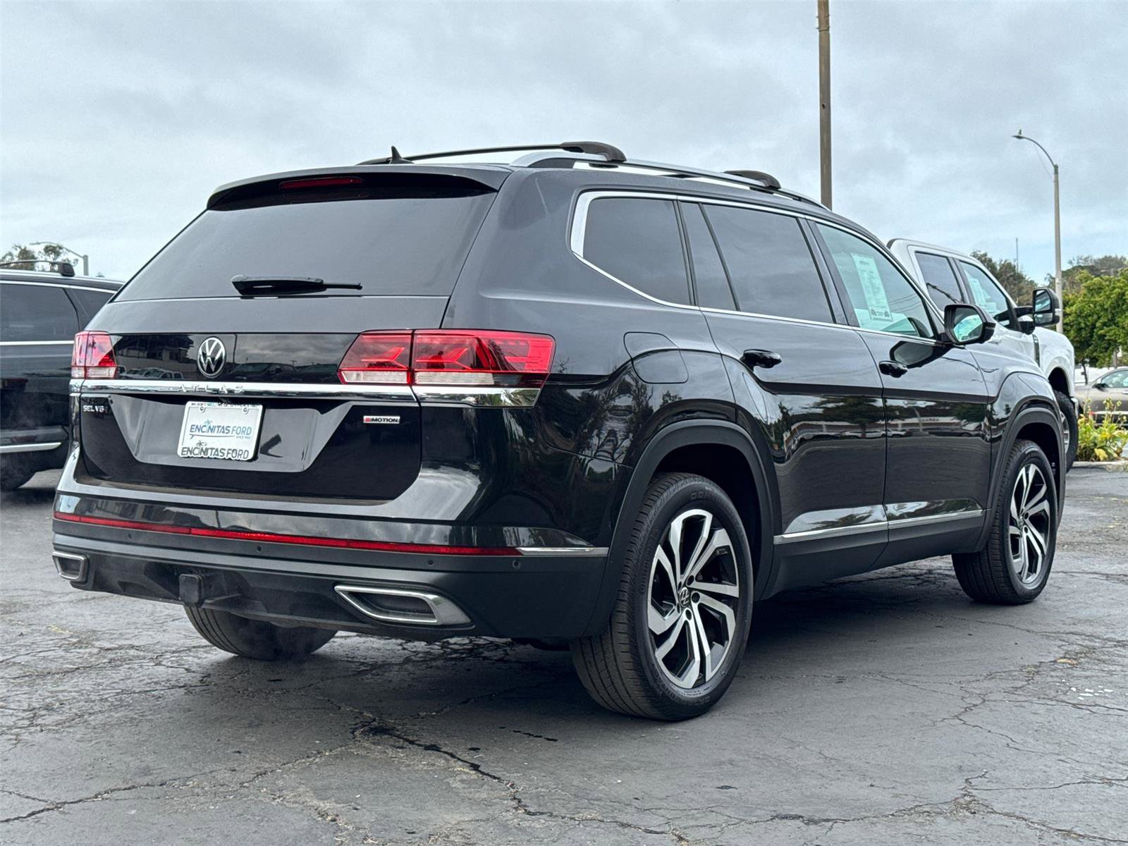 Used 2021 Volkswagen Atlas SEL Premium AWD/4WD image 13