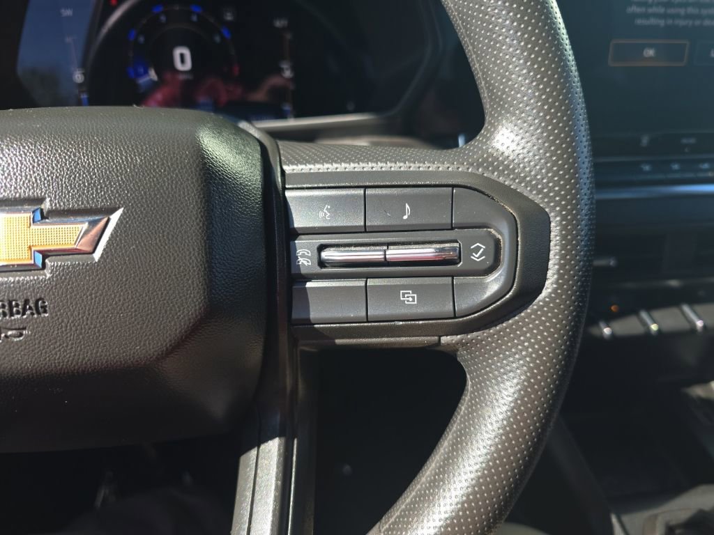 Used 2023 Chevrolet Colorado W/T image 14