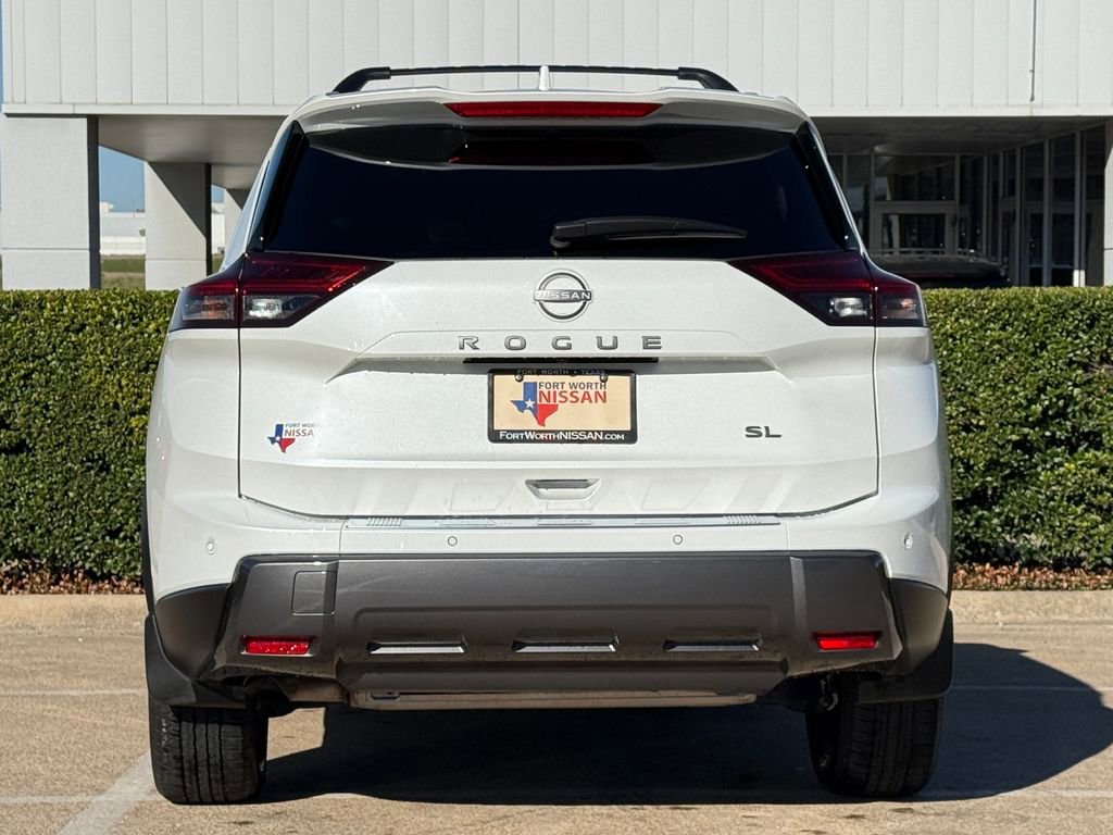 Used 2025 Nissan Rogue SL image 8