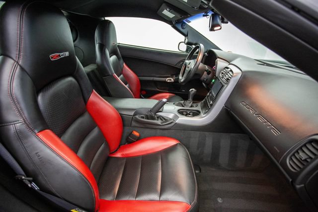 Used 2006 Chevrolet Corvette Z06 w/ Preferred Equipment Group image 20