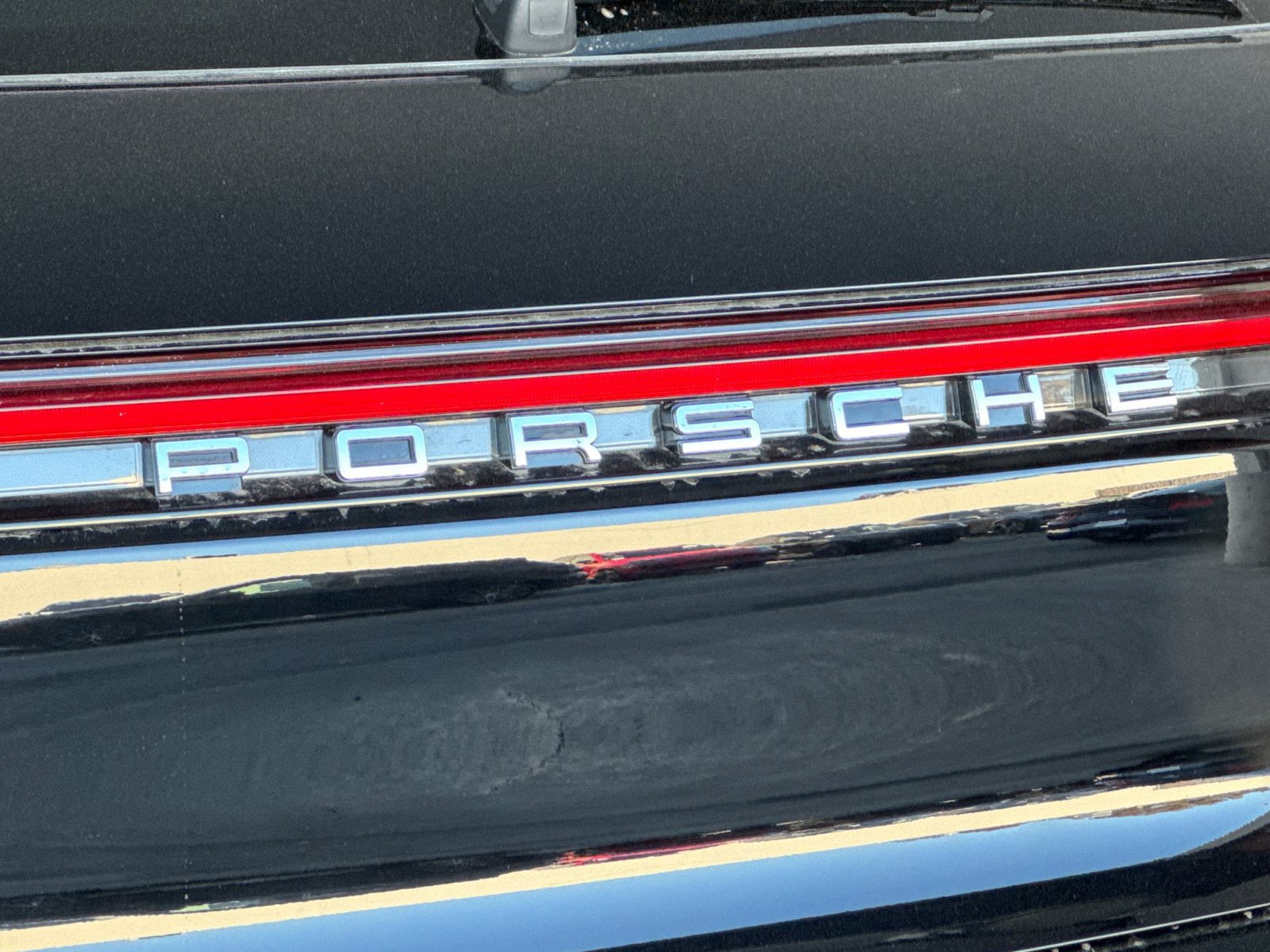 Certified 2026 Porsche Macan AWD/4WD image 32