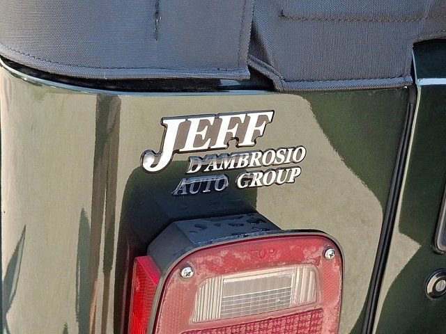 Used 1998 Jeep Wrangler Sahara image 35