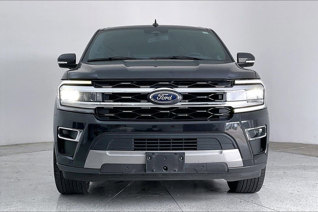 Used 2022 Ford Expedition Limited image 6