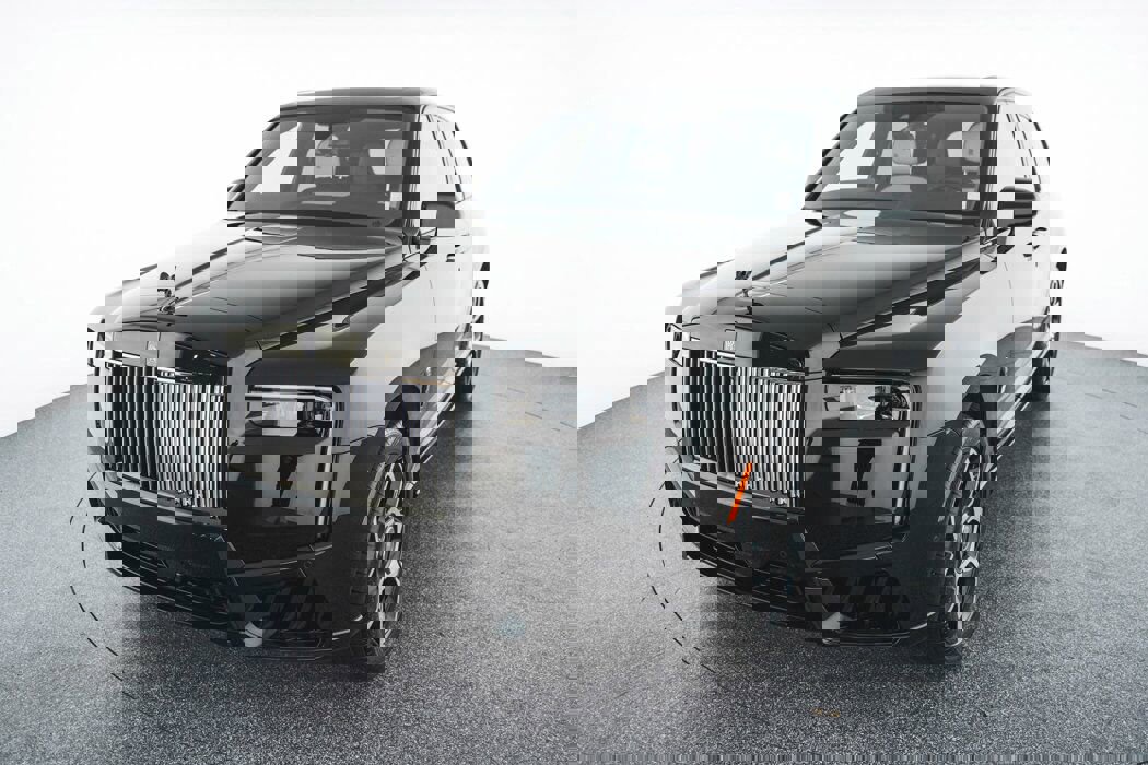 New 2025 Rolls-Royce Cullinan Black Badge image 11