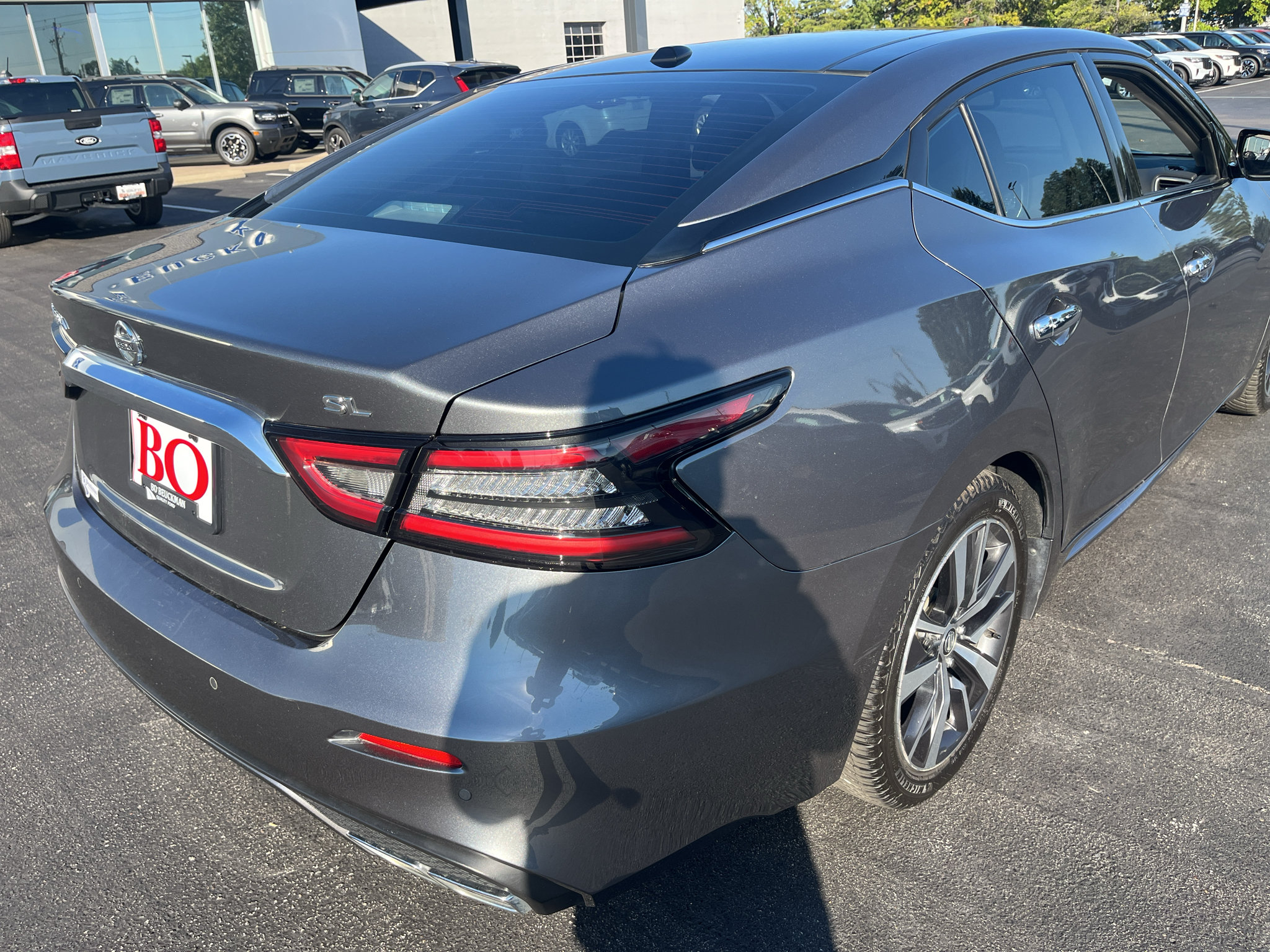 Used 2019 Nissan Maxima 3.5 SL w/ Floor Mat Group FWD image 9