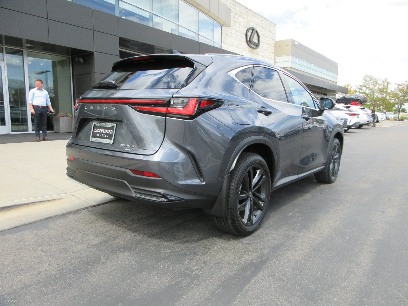 Used 2026 Lexus NX 450h+ AWD w/ Luxury Package image 9