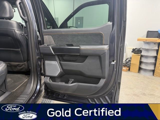 Certified 2022 Ford F150 Platinum w/ Equipment Group 701A High image 18