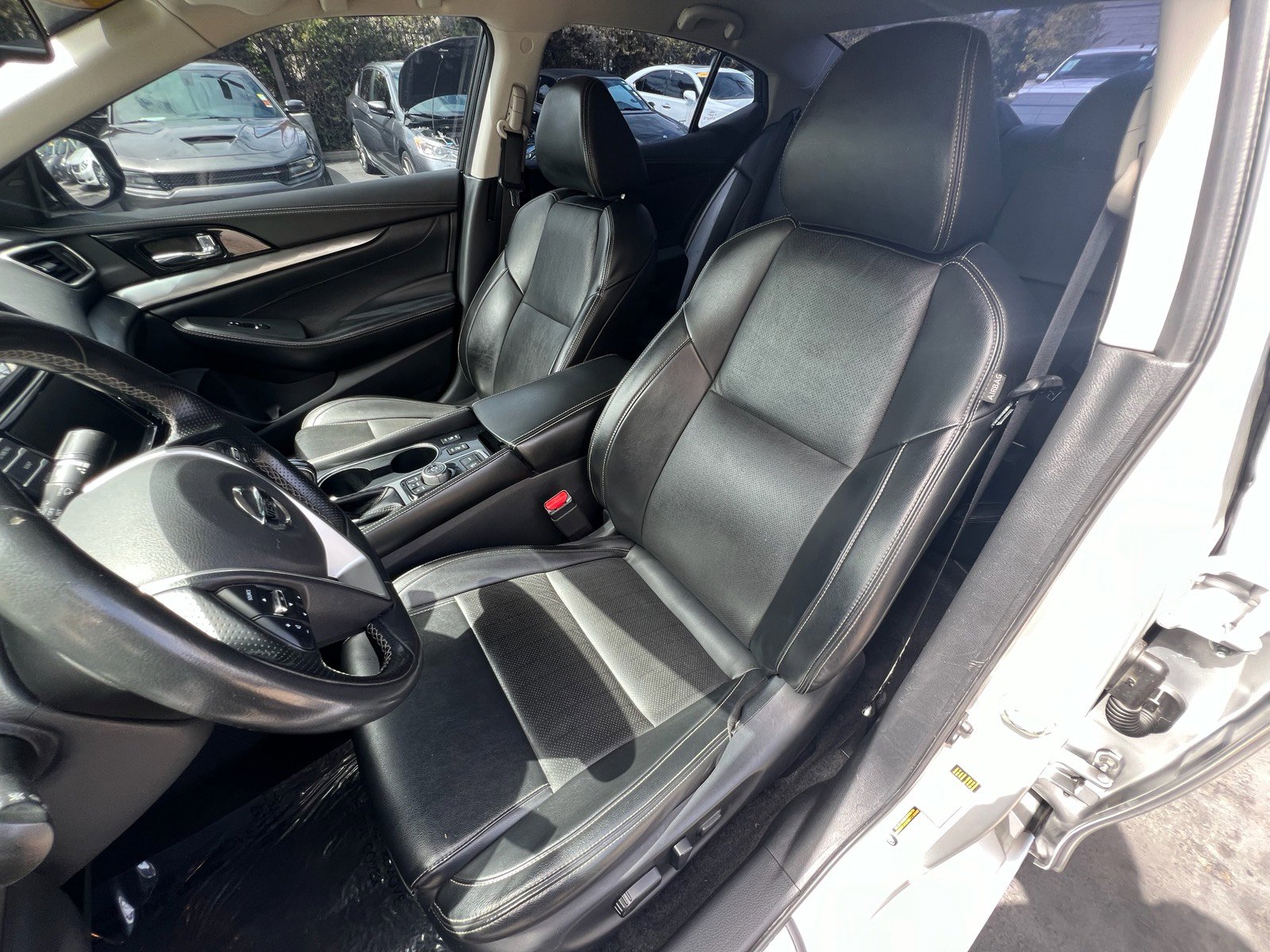Used 2021 Nissan Maxima 3.5 SV w/ Floor Mat Group FWD image 15