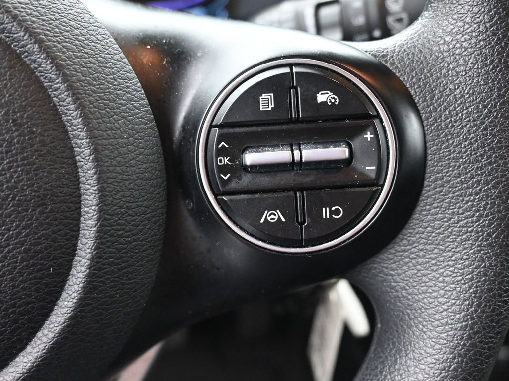 Used 2025 Kia Soul LX w/ LX Technology Package image 27
