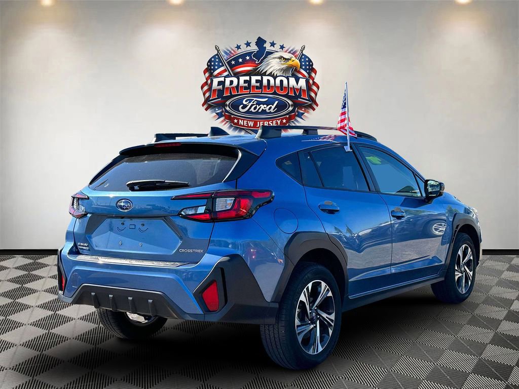 Used 2024 Subaru Crosstrek 2.0i Premium AWD/4WD image 4
