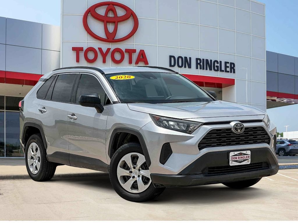 Used 2020 Toyota RAV4 LE FWD image 1