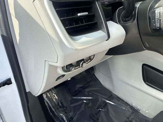 Used 2023 GMC Terrain SLT image 24